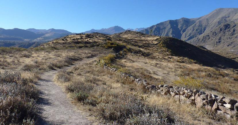 <div class="entry-thumb-caption">A hiking path in Colca Canyon. Image by <a href="https://pixabay.com/users/ottokatz-9931128/?utm_source=link-attribution&utm_medium=referral&utm_campaign=image&utm_content=3633367" rel="noopener" onclick="javascript:window.open('https://pixabay.com/users/ottokatz-9931128/?utm_source=link-attribution&utm_medium=referral&utm_campaign=image&utm_content=3633367'); return false;">Ottokatz</a> from <a href="https://pixabay.com/?utm_source=link-attribution&utm_medium=referral&utm_campaign=image&utm_content=3633367" rel="noopener" onclick="javascript:window.open('https://pixabay.com/?utm_source=link-attribution&utm_medium=referral&utm_campaign=image&utm_content=3633367'); return false;">Pixabay</a>.</div>